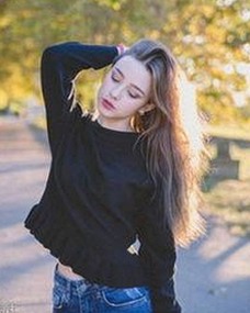 酸角带货主播爆红，娱乐圈新风尚引发网友热议